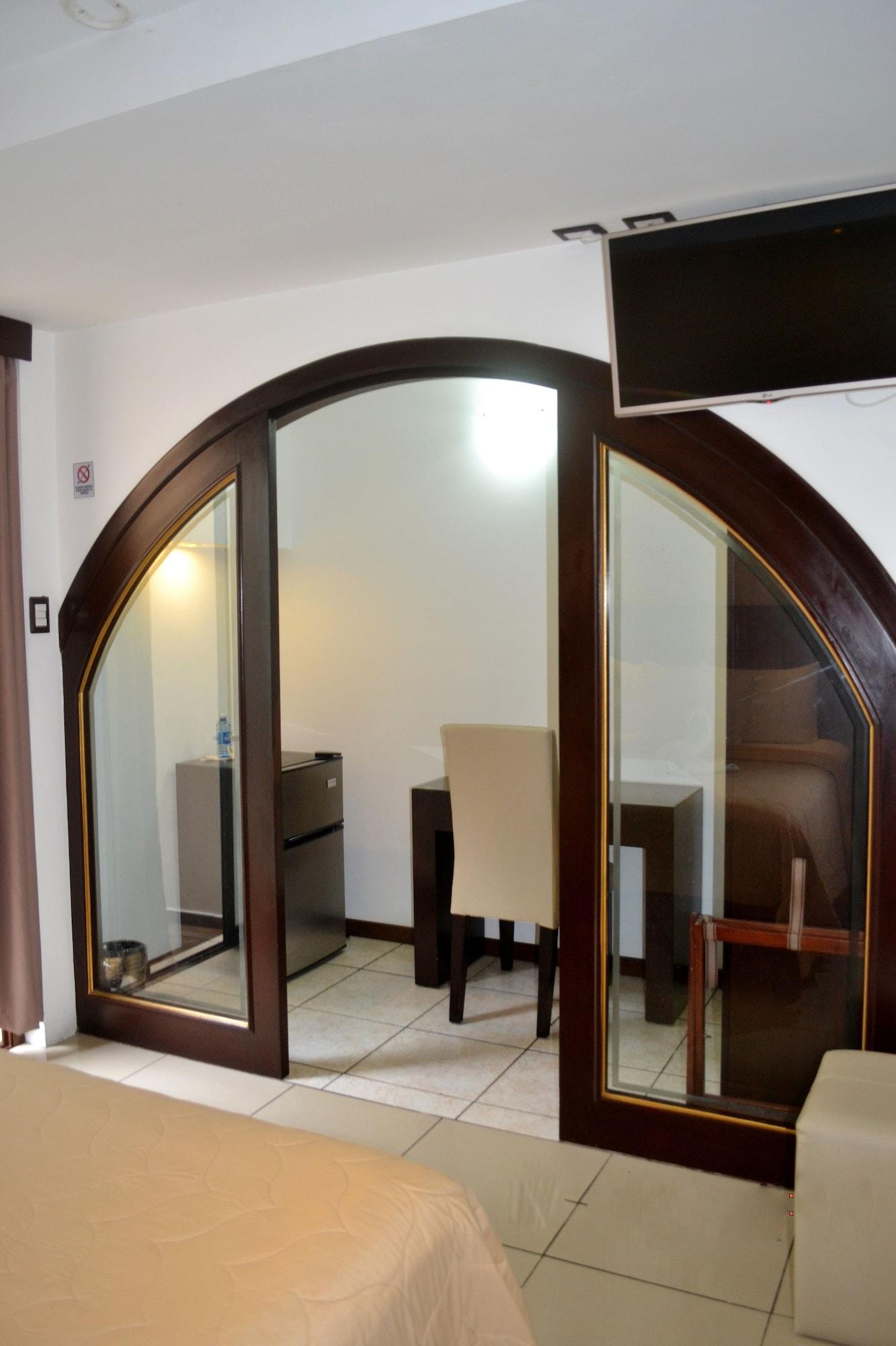 Hotel Villa Florencia Zona Rosa سان سلفادور المظهر الخارجي الصورة